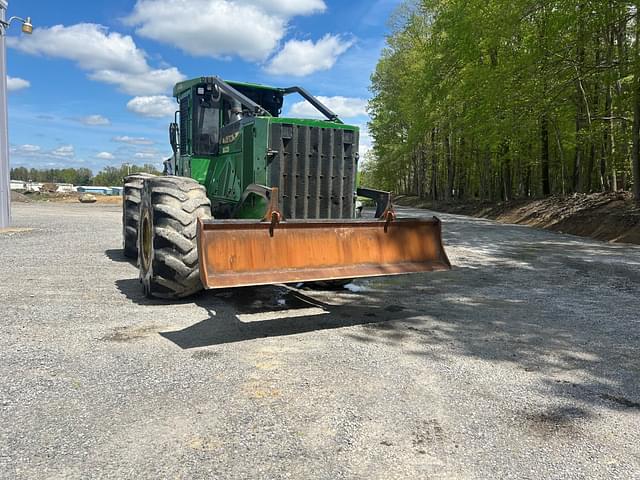 Image of John Deere 648L equipment image 4