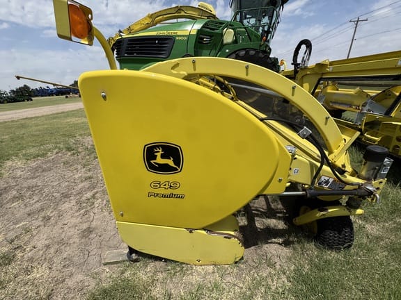 2020 John Deere 649 Premium Equipment Image0
