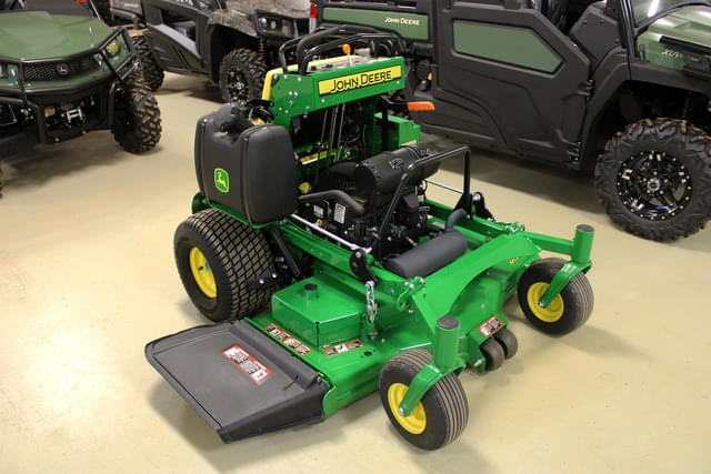 Image of John Deere 652R equipment image 2