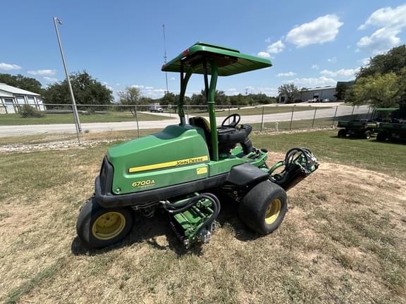 Image of John Deere 6700A equipment image 4