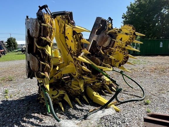 2020 John Deere 692 Equipment Image0