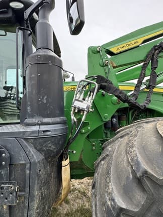 Image of John Deere 700M equipment image 4