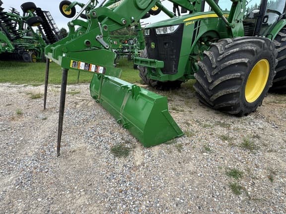 Image of John Deere 700M equipment image 1