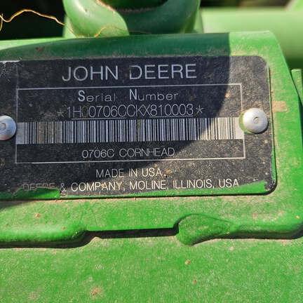 Image of John Deere 706C equipment image 3