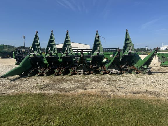 Image of John Deere 708C equipment image 1