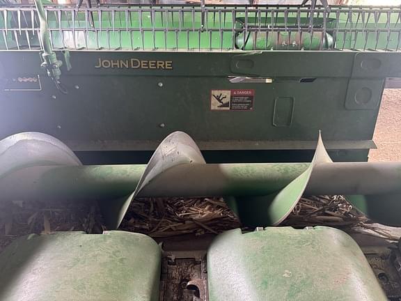 Image of John Deere 708C equipment image 4