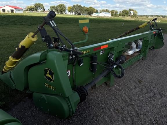 Image of John Deere 708C equipment image 2