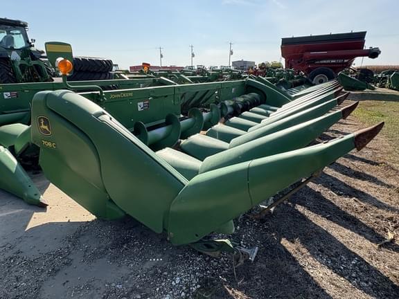 Image of John Deere 708C Primary image