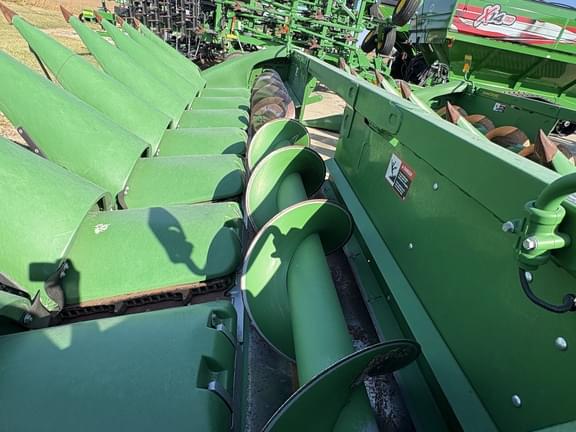 Image of John Deere 708C equipment image 3