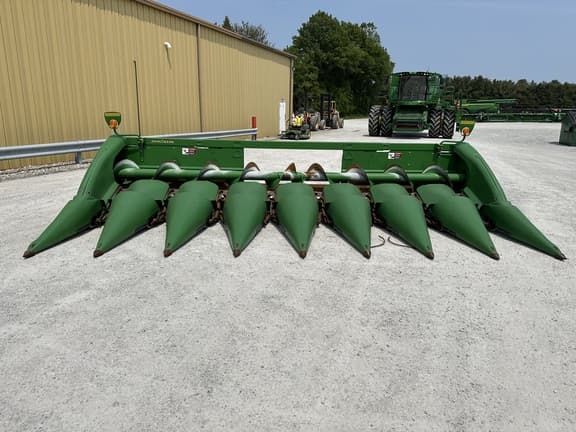 Image of John Deere 708C equipment image 2