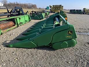 Main image John Deere 708C 3