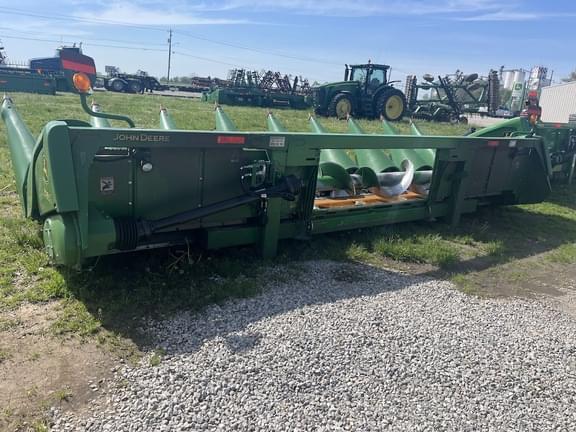 Image of John Deere 708C equipment image 2