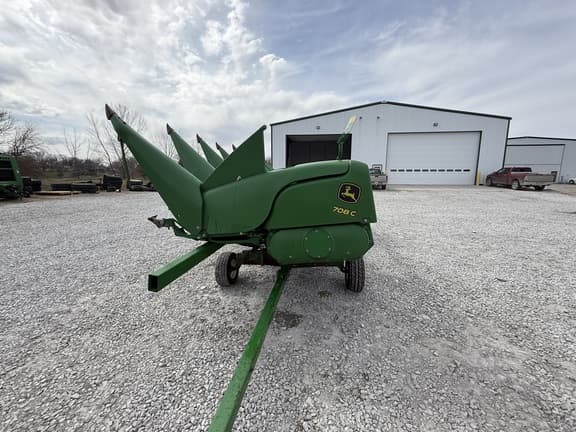 Image of John Deere 708C equipment image 4