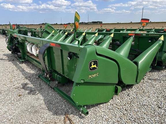 Image of John Deere 708C equipment image 1