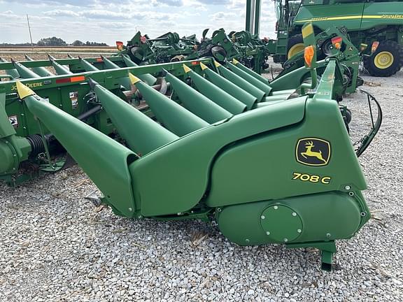 Image of John Deere 708C equipment image 2