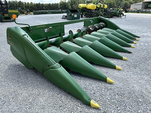 Image of John Deere 708C equipment image 4