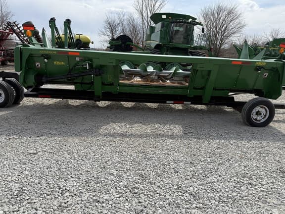 Image of John Deere 708C equipment image 3