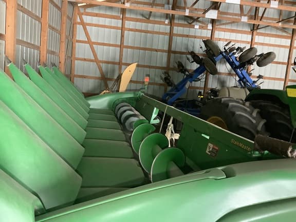 Image of John Deere 708C equipment image 3