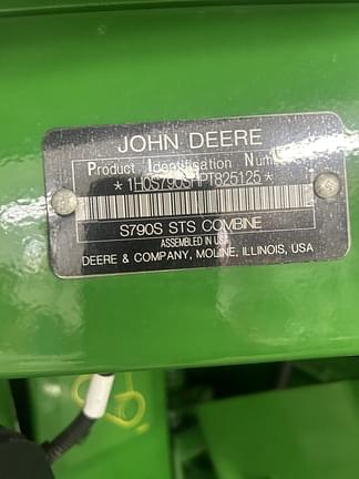 Image of John Deere 708C equipment image 1