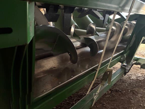 Image of John Deere 708C equipment image 3