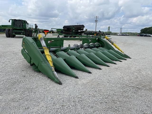 Image of John Deere 708C equipment image 2