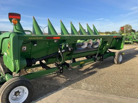 Image of John Deere 708C equipment image 1