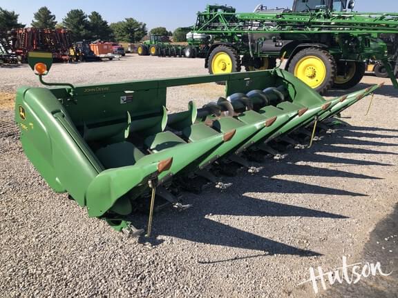 Image of John Deere 708C equipment image 2