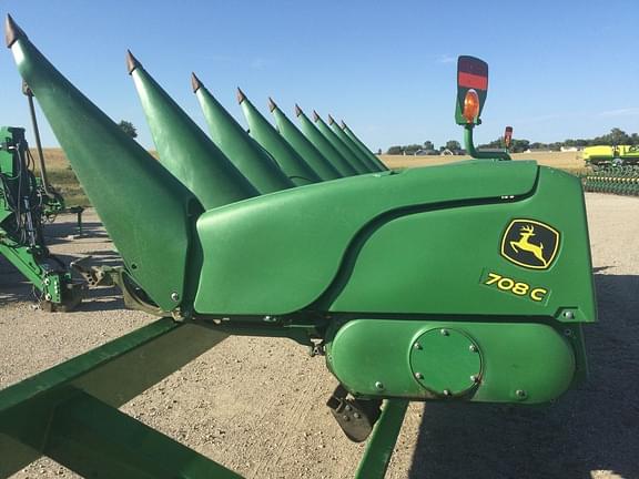 Image of John Deere 708C Primary image