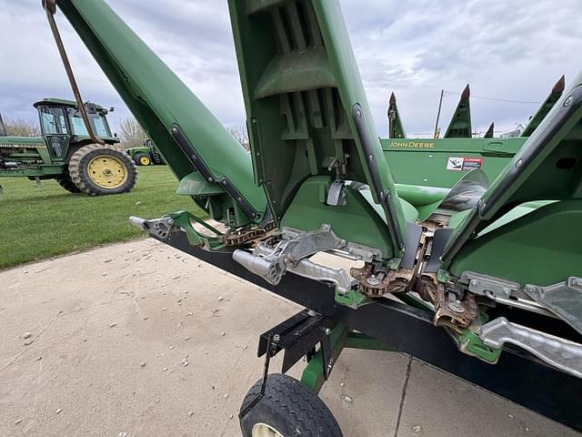 Image of John Deere 708C equipment image 4