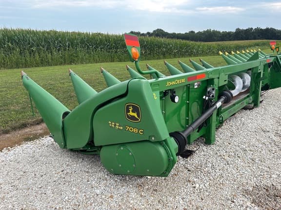 Image of John Deere 708C equipment image 3