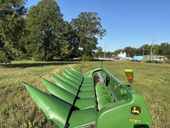 Image of John Deere 708C equipment image 2