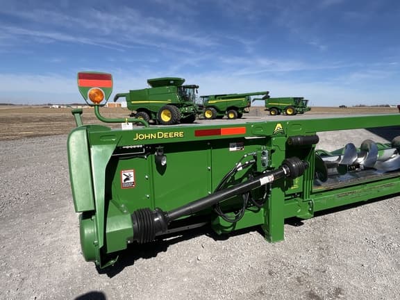 Image of John Deere 708C equipment image 4