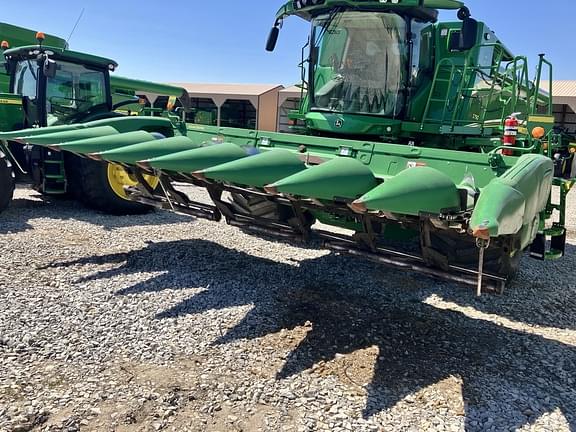 Image of John Deere 708C Primary image