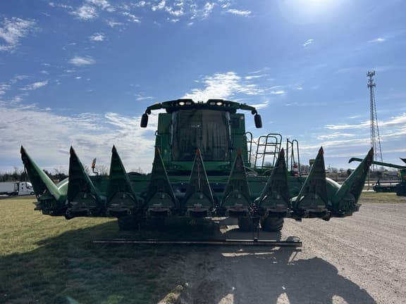 Image of John Deere 708C equipment image 2