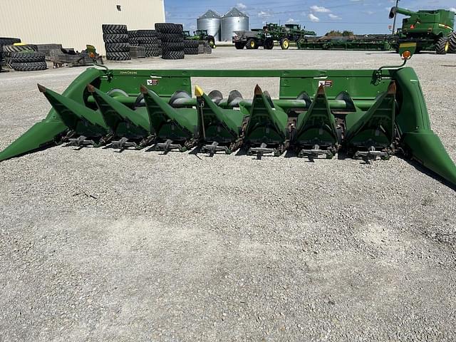Image of John Deere 708C equipment image 2