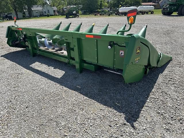 Image of John Deere 708C equipment image 4