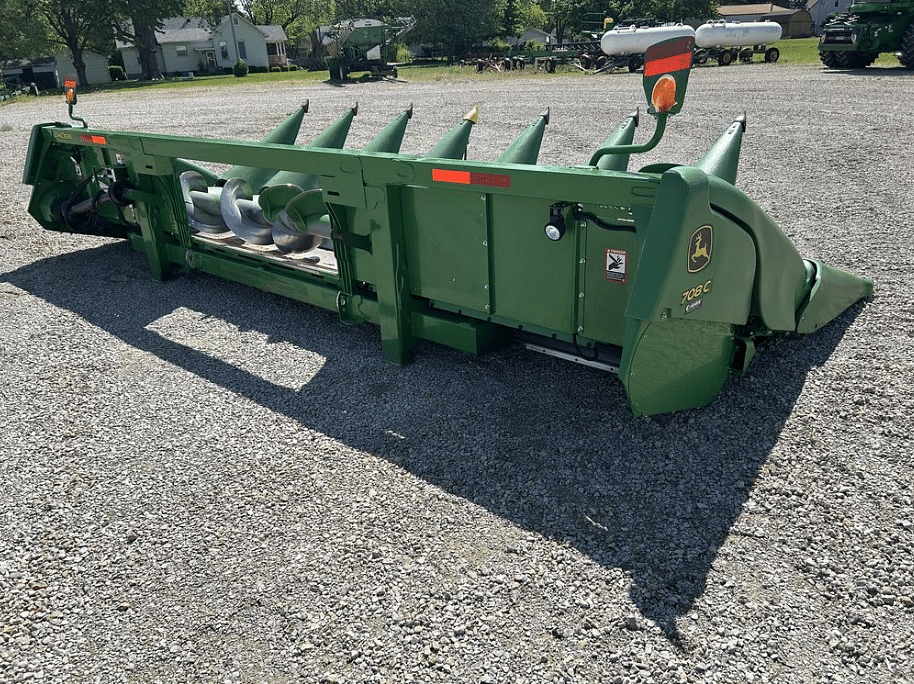 Image of John Deere 708C Image 0