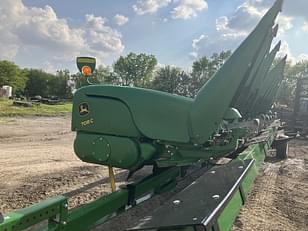 Main image John Deere 708C 1