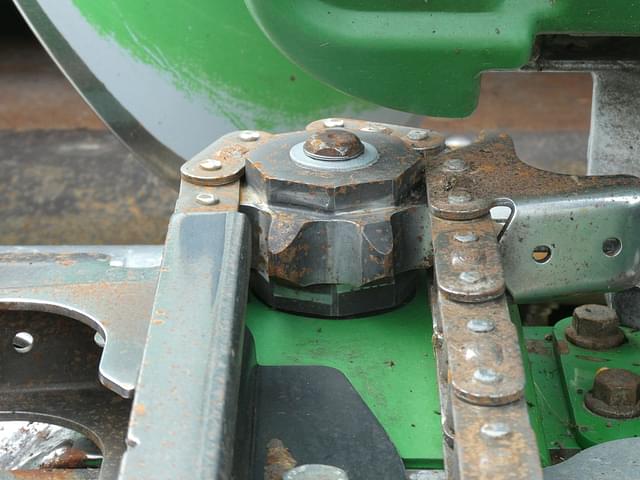 Image of John Deere 712C equipment image 2
