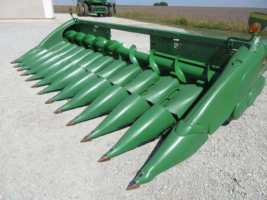 Image of John Deere 712C Primary image
