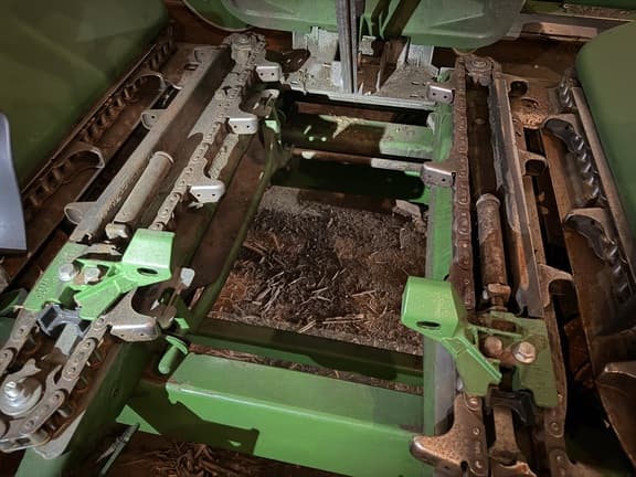 Image of John Deere 712C equipment image 1