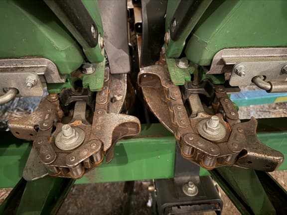 Image of John Deere 712C equipment image 3