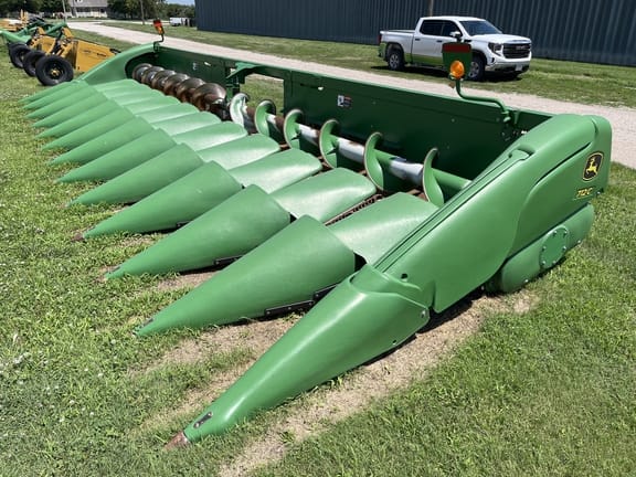 2020 John Deere 712C Equipment Image0