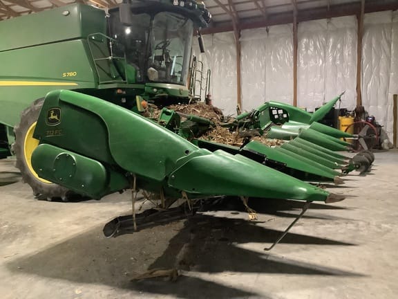 2020 John Deere 712FC Equipment Image0