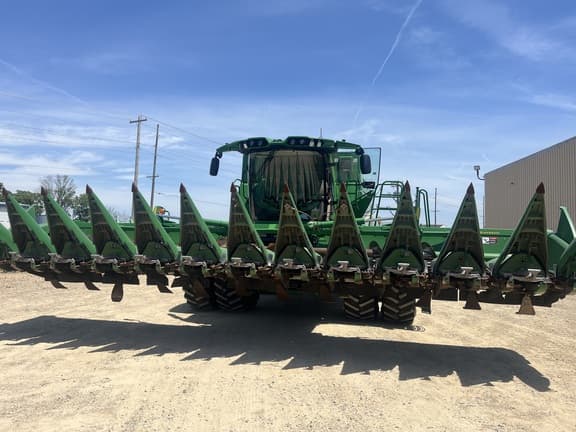 Image of John Deere 712FC equipment image 4