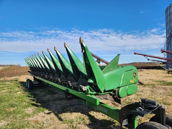 Image of John Deere 712FC Primary image