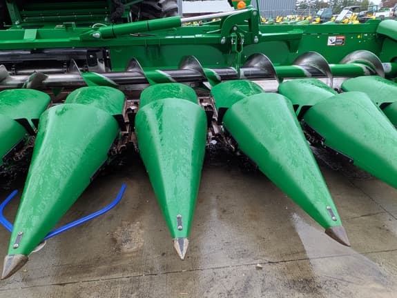 Image of John Deere 712FC equipment image 4