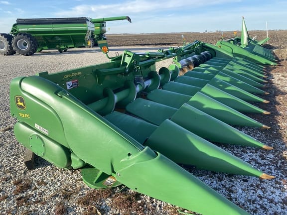 Main image John Deere 712FC