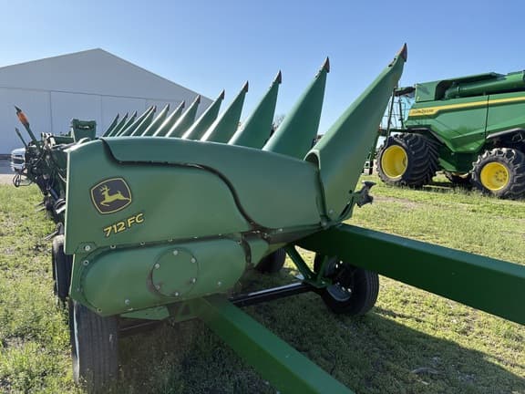 Image of John Deere 712FC equipment image 2