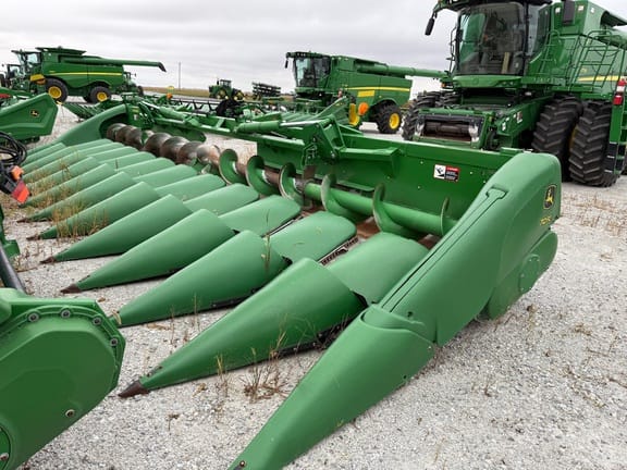 2020 John Deere 712FC Equipment Image0